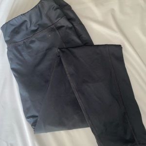 Leggings/ Yoga pants